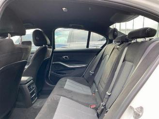 BMW 3-serie i M Sport KAM/NAVI picture 17