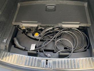 Porsche Cayenne S E-Hybrid Coupe CHRONO/PANO/HUD/AHK/360 picture 19