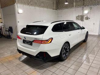 BMW i5 eDrive40 Touring M Sport HUD/360/H&K/NAVI picture 2