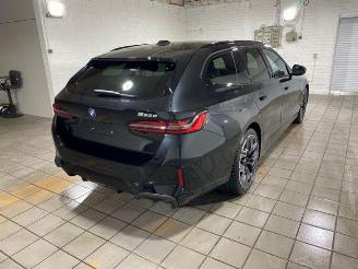 BMW 5-serie e Touring M Sport Pro PANO/HUD/AHK/360/B&W picture 1