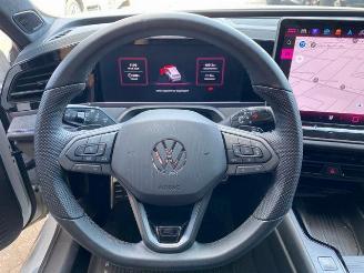Volkswagen Passat Variant 2.0 TDI DSG R-Line PANO/AHK/KAM picture 15