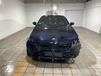 BMW M5 Limousine PANO/HUD/360/B&W/NAVI picture 5