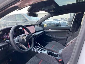 Volkswagen Golf GTI Clubsport PANO/HUD/360/H&K/NAVI picture 16