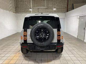 Land Rover Defender S 110 D200 AWD PANO/HUD/360/NAVI picture 11