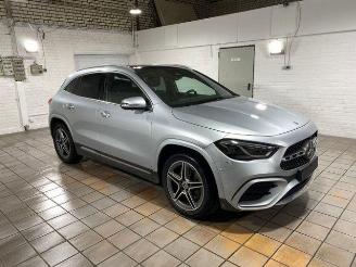 Mercedes GLA 250e AMG Line PANO/HUD/360/NAVI picture 7