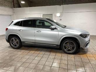 Mercedes GLA 250e AMG Line PANO/HUD/360/NAVI picture 8