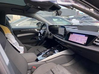 Audi A6 avant 2.0 TDI quattro PANO/360/AHK/NAVI picture 18