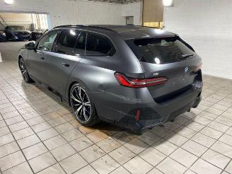 BMW i5 eDrive40 Touring M Sport Pro PANO/HUD/360/H&K picture 1