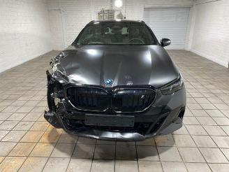 BMW i5 eDrive40 Touring M Sport Pro PANO/HUD/360/H&K picture 5