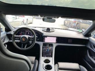 Porsche Taycan 4S Sport Turismo Black Edition picture 16