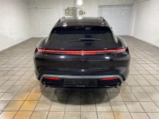 Porsche Taycan 4S Sport Turismo Black Edition picture 11