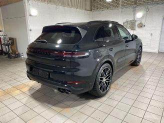 Porsche Cayenne E-Hybrid Black Edition PANO/CHRONO/BOSE picture 9