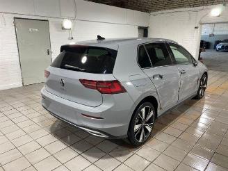 Schadeauto Volkswagen Golf GTE PANO/KAM/NAVI 2024/4