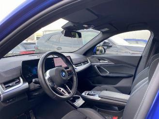 BMW iX2 eDrive20 M Sport Pro AHK/KAM/NAVI picture 14