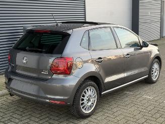 Volkswagen Polo 1.2 TSI Lounge Pano Cruise Clima Lage Km Stand picture 4