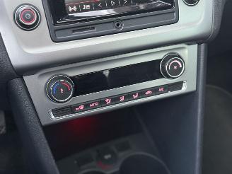 Volkswagen Polo 1.2 TSI Lounge Pano Cruise Clima Lage Km Stand picture 26