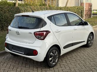 Hyundai I-10 Passion | Airco | Stoelverwarming | Automaat | picture 2