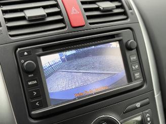 Toyota Auris 1.8 Hybrid | Camera | Clima | Unieke km stand | picture 23