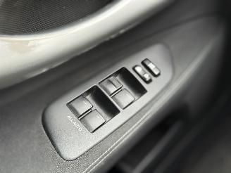 Toyota Auris 1.8 Hybrid | Camera | Clima | Unieke km stand | picture 21