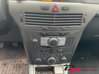 Opel Astra Astra H GTC (L08), Hatchback 3-drs, 2005 / 2011 1.4 16V Twinport picture 10