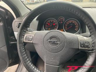 Opel Astra Astra H GTC (L08), Hatchback 3-drs, 2005 / 2011 1.4 16V Twinport picture 12
