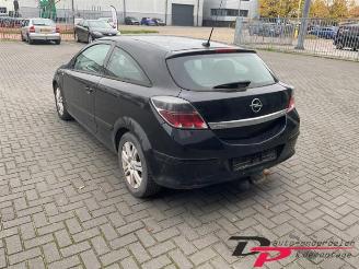 Opel Astra Astra H GTC (L08), Hatchback 3-drs, 2005 / 2011 1.4 16V Twinport picture 3