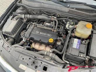 Opel Astra Astra H GTC (L08), Hatchback 3-drs, 2005 / 2011 1.4 16V Twinport picture 15