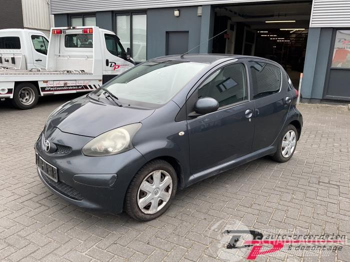 Toyota Aygo Aygo (B10), Hatchback, 2005 / 2014 1.0 12V VVT-i