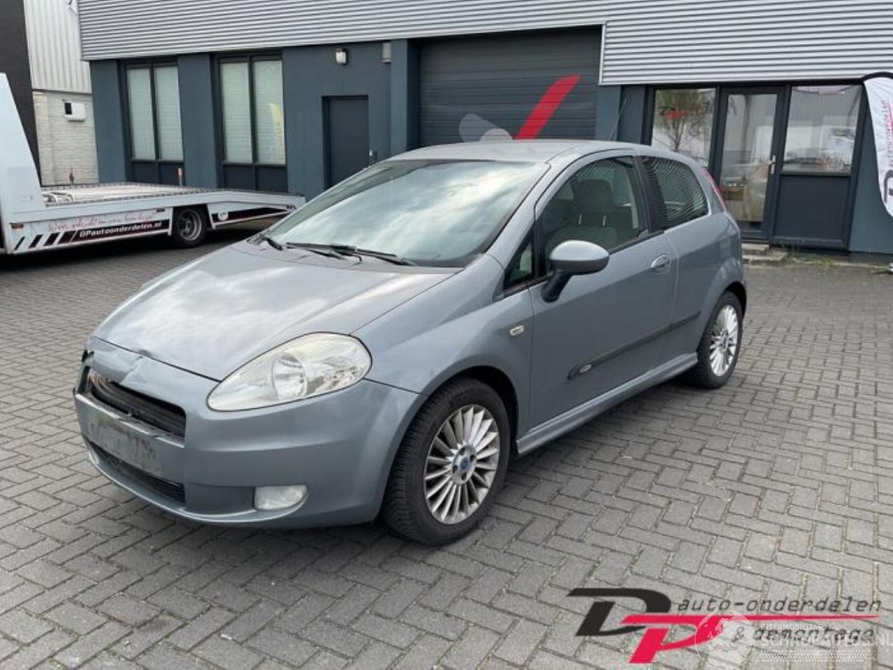 Fiat Grande Punto Grande Punto (199), Hatchback, 2005 1.4 16V