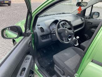 Suzuki Splash  picture 9