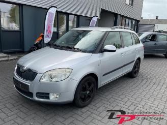 Uttjänta bilar auto Skoda Fabia Fabia II Combi, Combi 5-drs, 2007 / 2014 1.4i 16V 2008/10