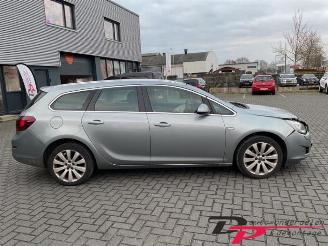 Opel Astra Astra J Sports Tourer (PD8/PE8/PF8), Combi, 2010 / 2015 1.4 16V ecoFLEX picture 4