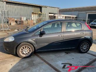 Fiat Grande Punto Grande Punto (199), Hatchback, 2005 1.4 T-Jet 16V picture 8