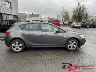Opel Astra Astra J (PC6/PD6/PE6/PF6), Hatchback 5-drs, 2009 / 2015 1.4 Turbo 16V picture 4