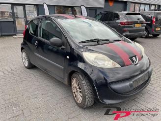 Peugeot 107 107, Hatchback, 2005 / 2014 1.0 12V picture 3