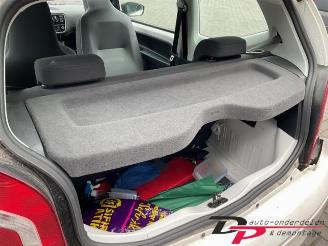 Volkswagen Up! Up! (121), Hatchback, 2011 1.0 12V 60 picture 17