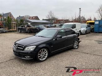 Vrakbiler auto Mercedes C-klasse C (W204), Sedan, 2007 / 2014 3.0 C-320 CDI V6 24V 2007/9