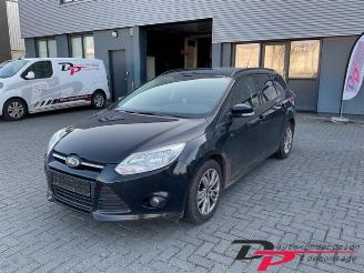 rozbiórka samochody osobowe Ford Focus Focus 3 Wagon, Combi, 2010 / 2020 1.0 Ti-VCT EcoBoost 12V 125 2014/5