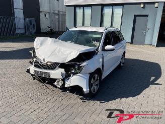 Salvage car Skoda Fabia Fabia III Combi (NJ5), Combi 5-drs, 2014 / 2022 1.2 TSI 16V Greentech 2017/2