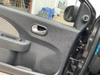 Renault Twingo Airco 1.2 Benzine picture 14