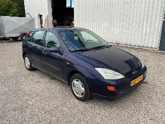 Avarii autoturisme Ford Focus Automaat 2000/7