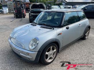  Mini Mini Mini (R50/53), Hatchback, 2001 / 2007 1.6 16V Cooper 2003/2