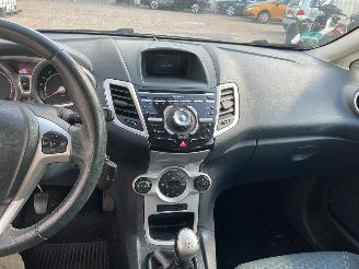 Ford Fiesta Benzine Airco picture 13