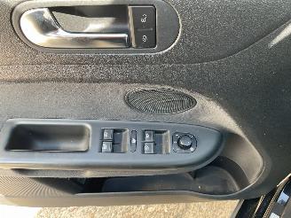 Volkswagen Golf plus Cross Airco picture 19