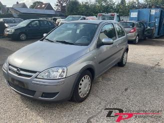Vrakbiler auto Opel Corsa Corsa C (F08/68), Hatchback, 2000 / 2009 1.4 16V Twin Port 2004/9