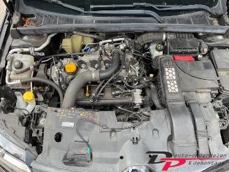 Renault Mégane Megane IV (RFBB), Hatchback 5-drs, 2015 1.2 Energy TCE 130 picture 13