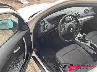 BMW 1-serie 1 serie (E87/87N), Hatchback 5-drs, 2003 / 2012 116i 1.6 16V picture 9