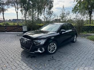 krockskadad bil auto Audi A3 A3 Sportback 35 TFSI advanced Camera 2023/10