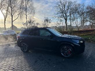 BMW X1 BMW X1 30 e xDrive M Sport PANO Trekhaak 360view HUD Start en rijd! picture 33