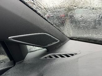 Volkswagen Golf Volkswagen Golf 8 R TSI Performance 4Motion PANO AKRAPOVIC! picture 6